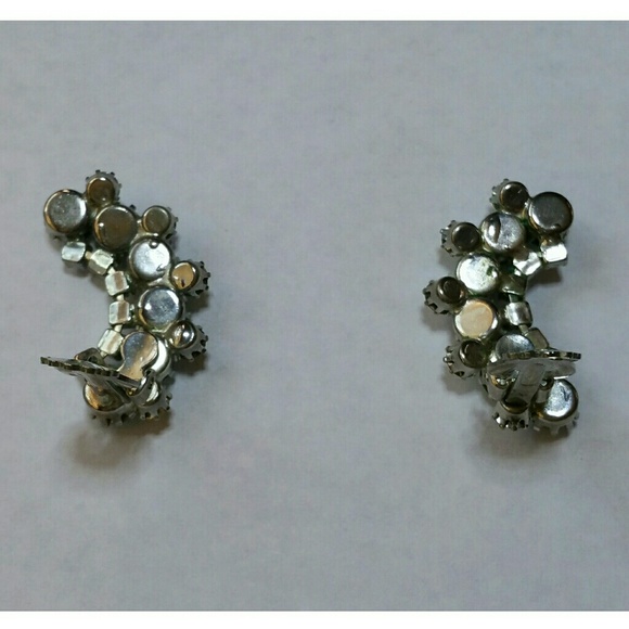 Vintage Weiss half-moon AB clip on earrings - Picture 6 of 6